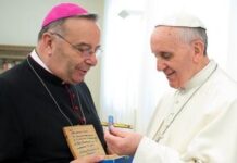 Tutela dei minori: il legno dei barconi diventa simbolo di accoglienza nei centri di ascolto