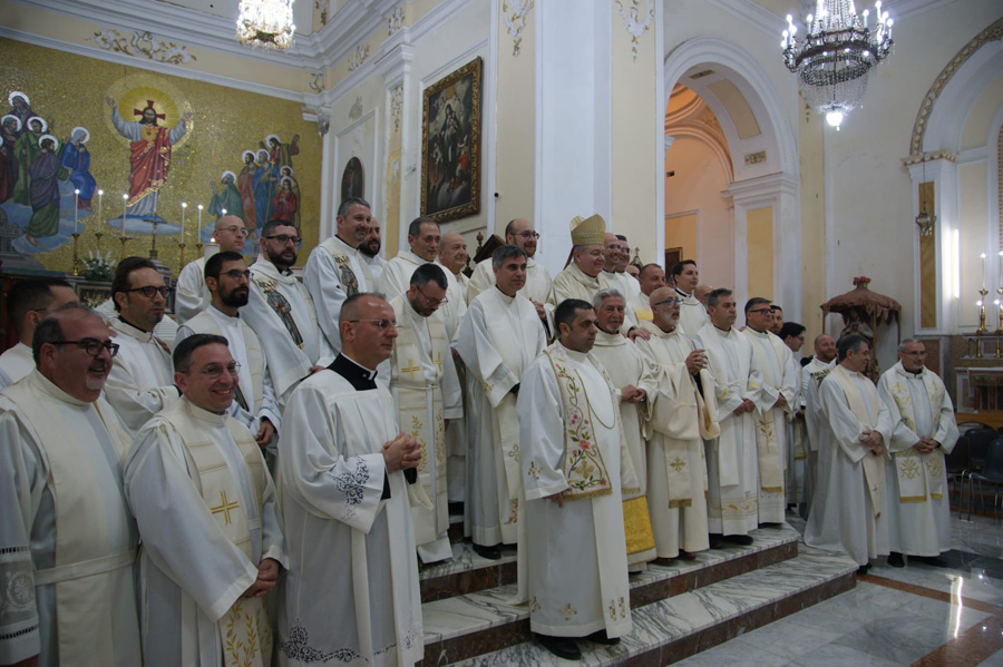 I CONCELEBRATI PRESENTI 