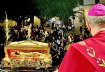 Venerdì Santo, mons. Damiano: «Dalla morte di Cristo la nostra vita nuova»