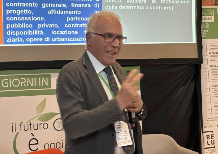 Il presidente dell'ordine degli architetti Rino La Mendola