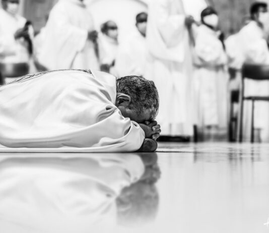 Sei anni di cammino insieme: gli auguri della Chiesa agrigentina a mons. Alessandro Damiano