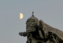 La luna e la pace che comincia dalle parole